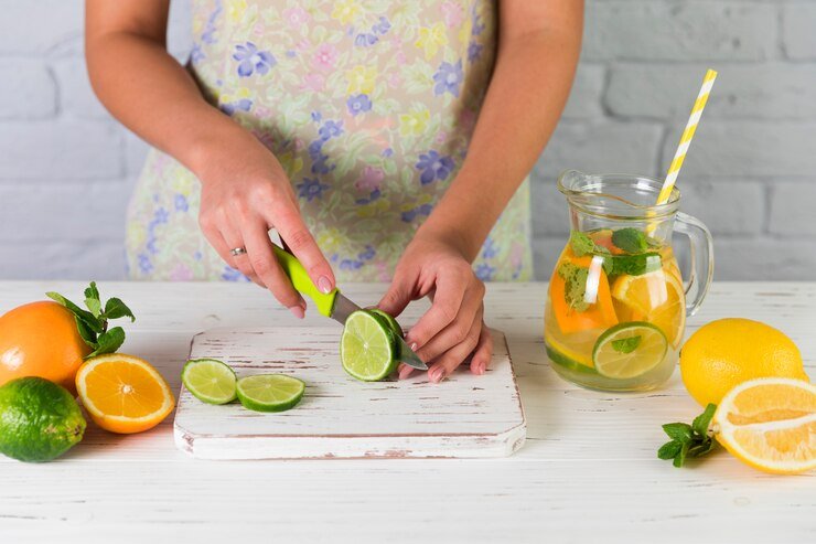 Best 5 detox drinks to lose weight at home